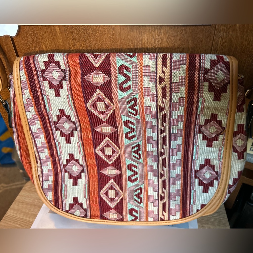 Cream Leather Material tribal print crossbody bag